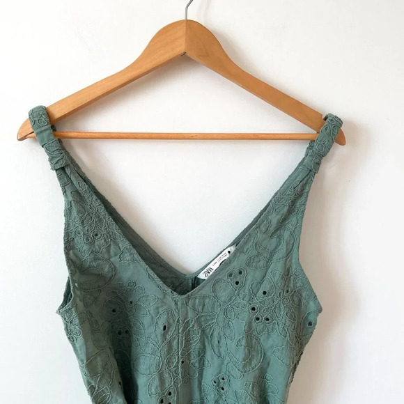 Zara Green Lace Jumpsuit - Picture 6 of 9